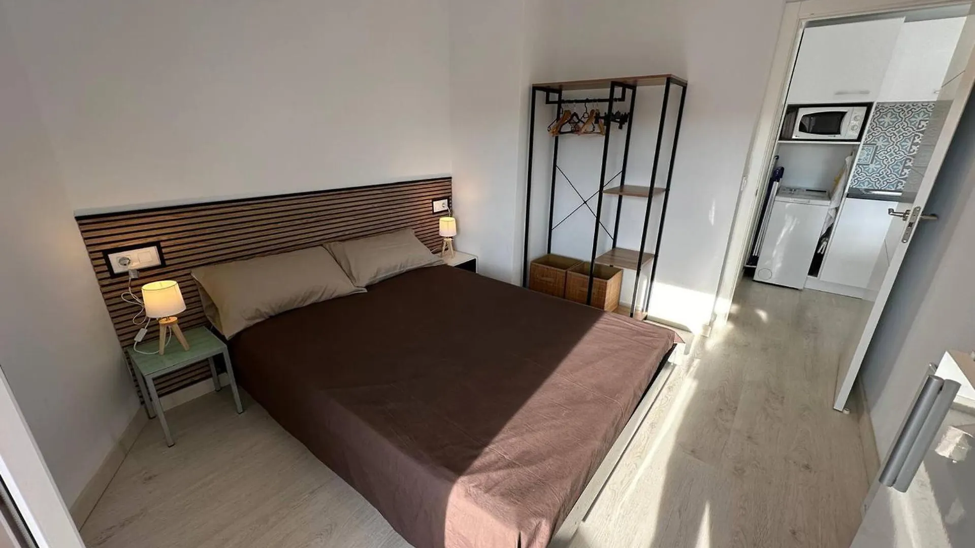 Precioso Apartamento Con Vistas Canal Cerca Playa Av-62 Roses Apartment