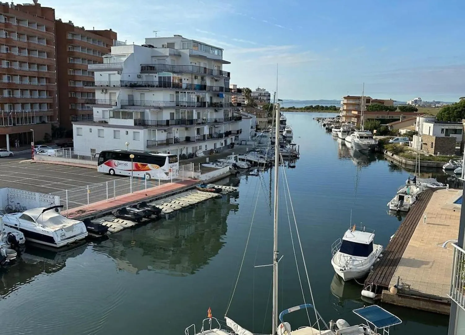 Precioso Apartamento Con Vistas Canal Cerca Playa Av-62 Roses Apartment